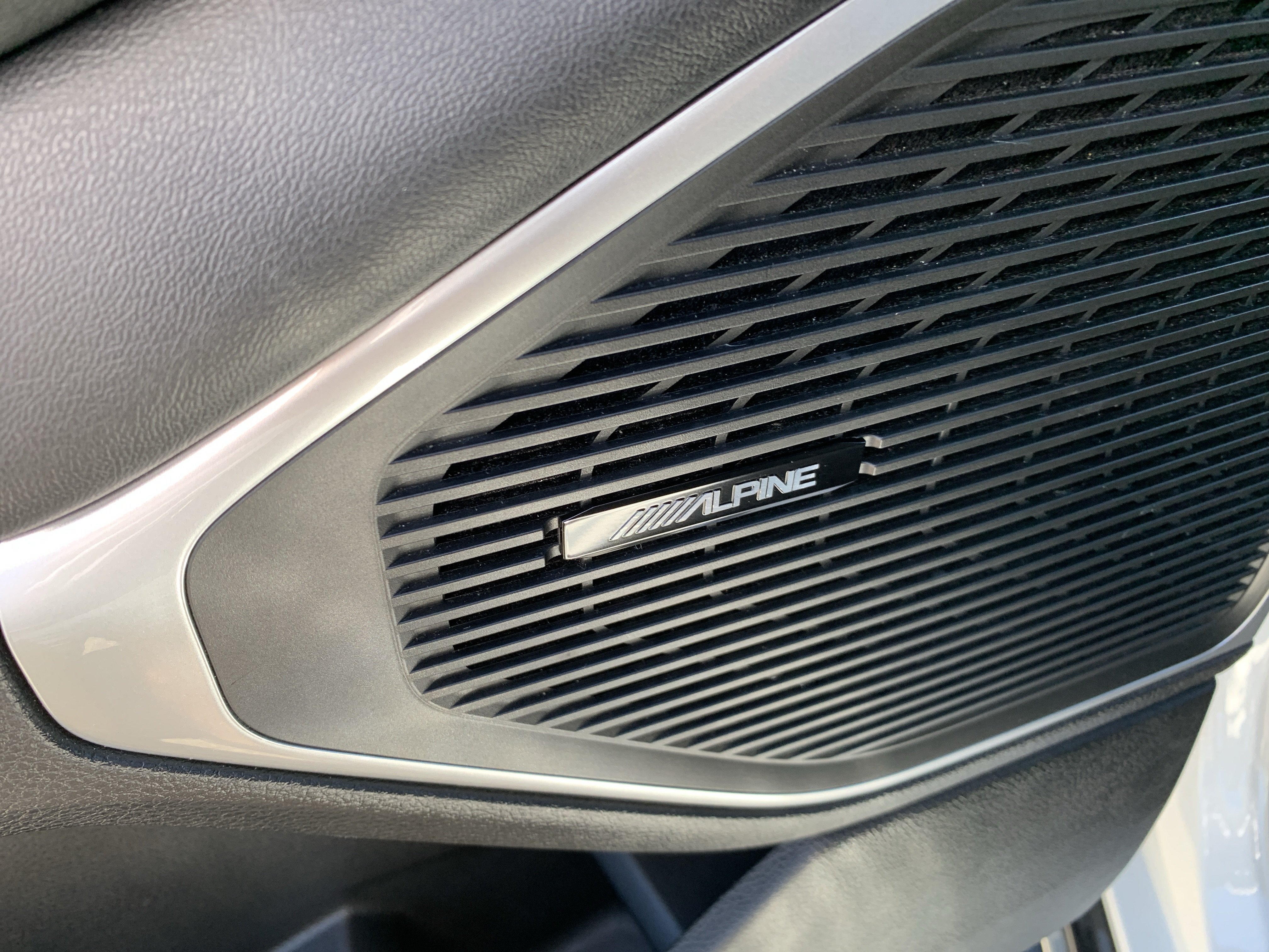 Used 2024 Jeep Wagoneer Series II AWD/4WD image 43