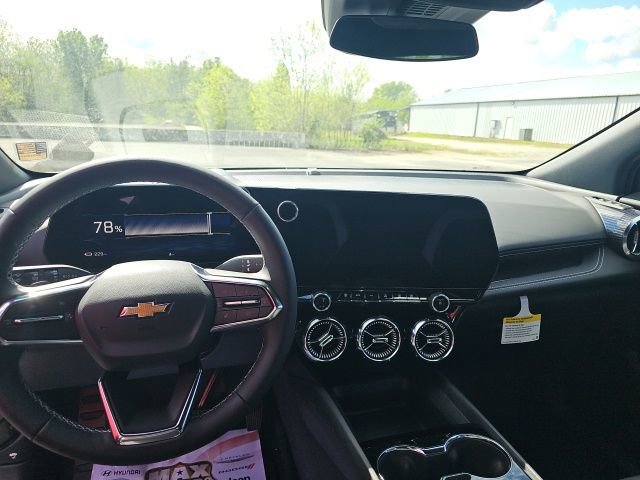 New 2025 Chevrolet Blazer EV LT AWD/4WD image 24