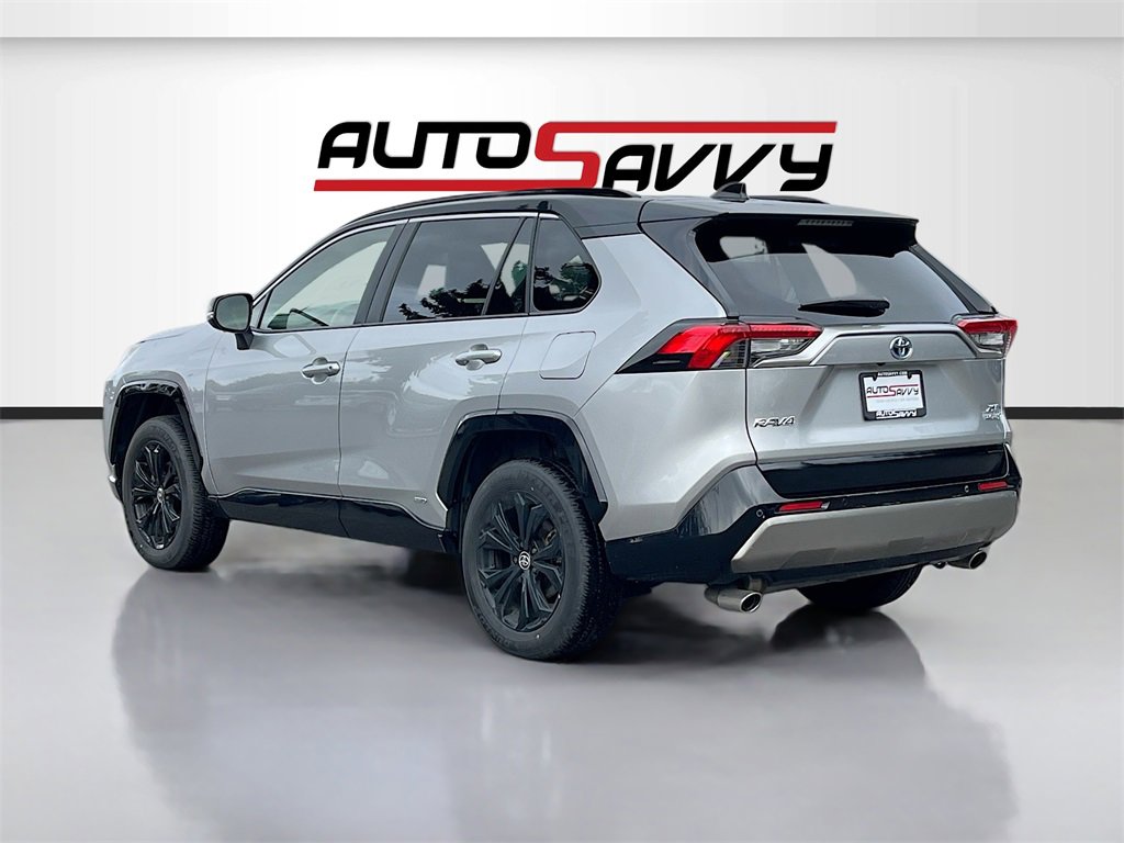 Used 2024 Toyota RAV4 XSE image 5