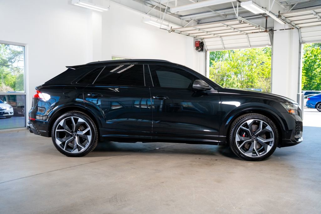 Used 2023 Audi RS Q8 AWD/4WD image 5