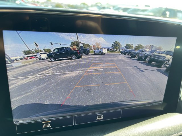 Used 2021 Chevrolet Suburban LS AWD/4WD image 17