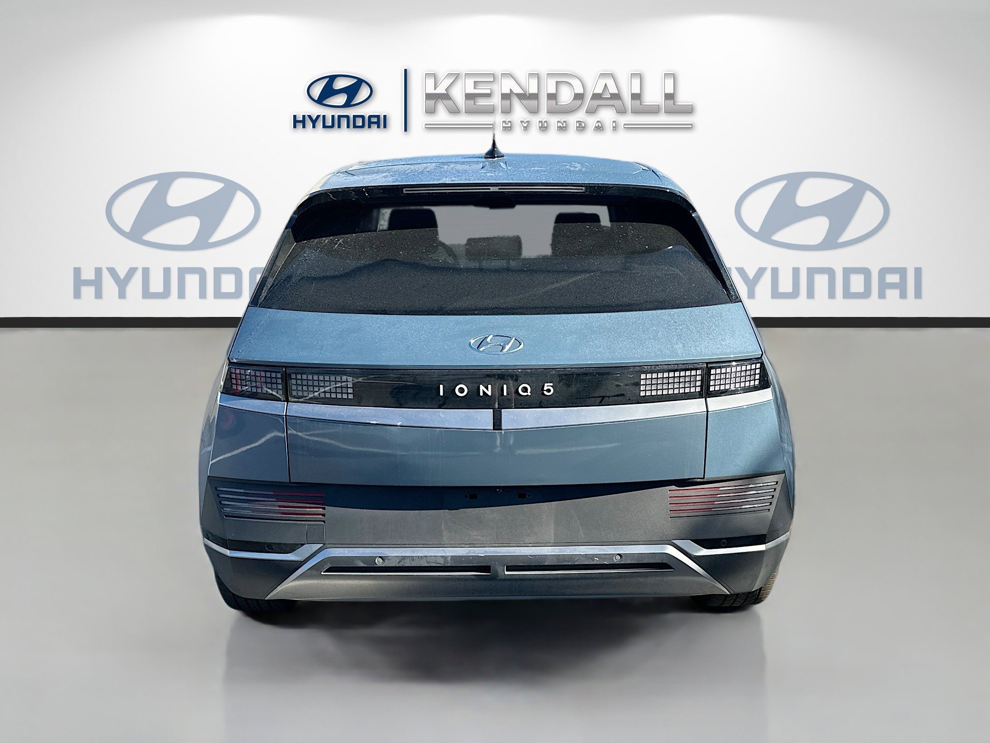 Used 2022 Hyundai Ioniq 5 SE w/ Cargo Package image 5