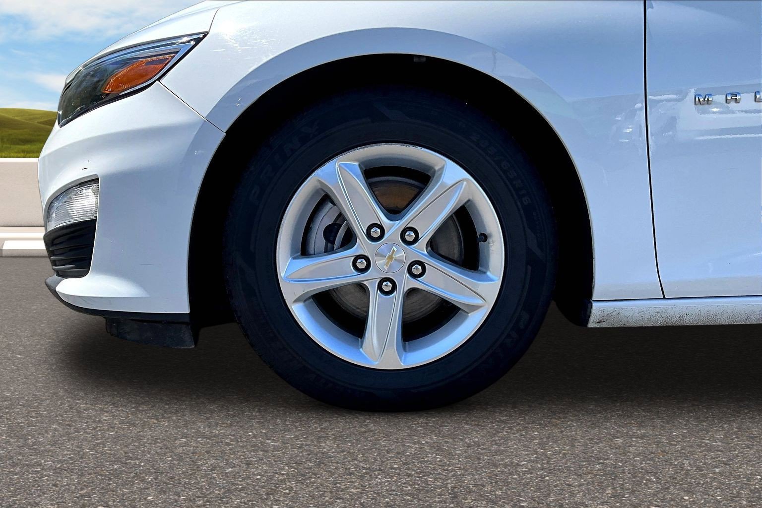 Used 2023 Chevrolet Malibu LT FWD image 24