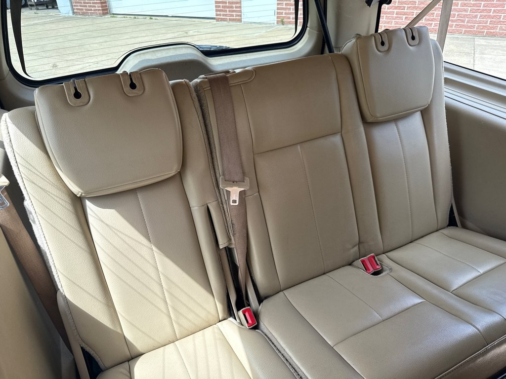 Used 2013 Ford Expedition EL XLT AWD/4WD image 16