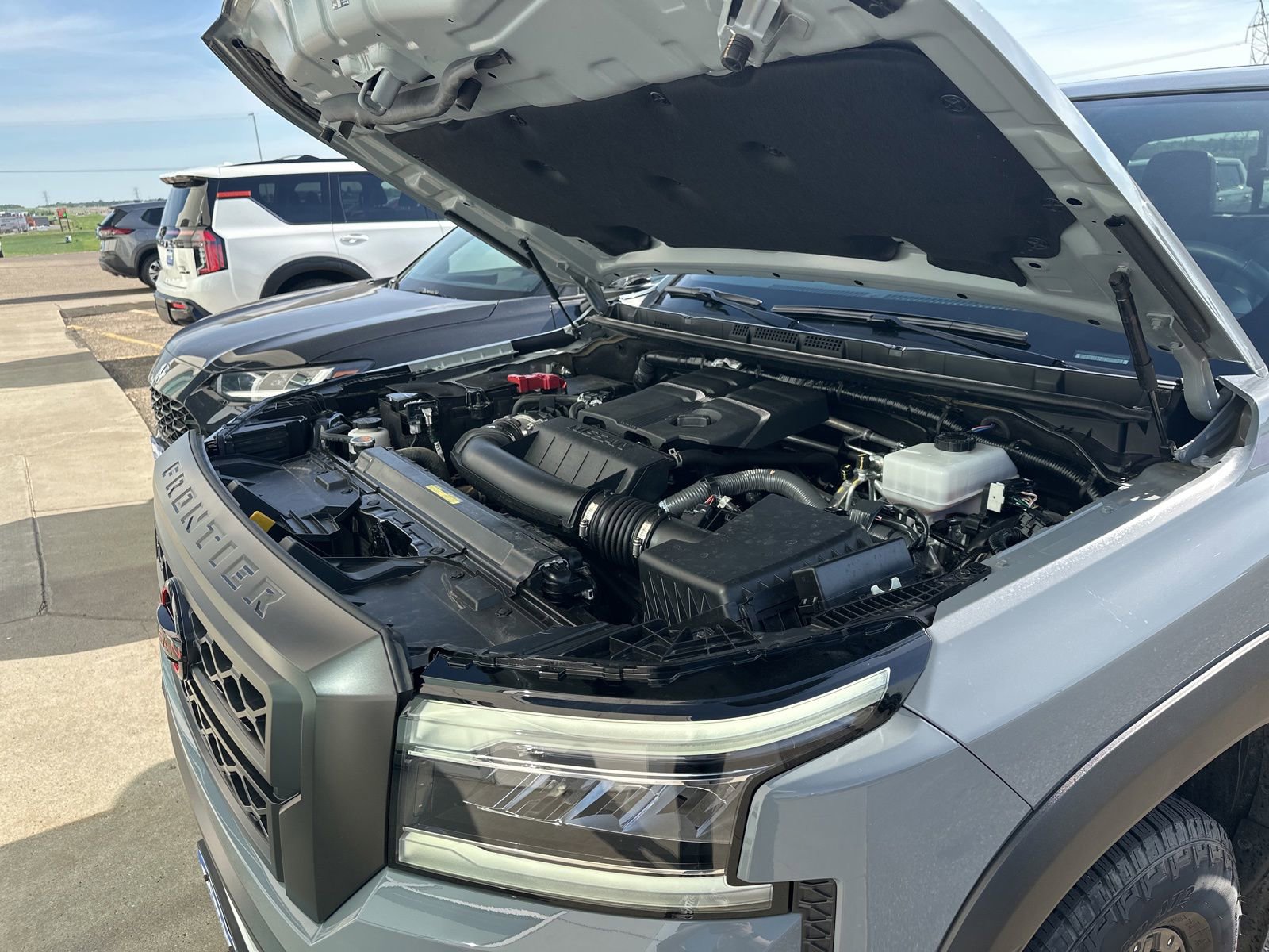 Used 2024 Nissan Frontier PRO-4X w/ Pro Premium Package AWD/4WD image 70