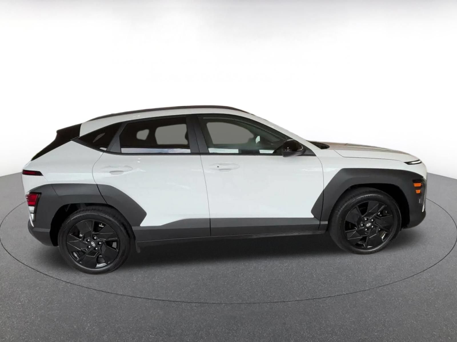 Used 2026 Hyundai Kona SEL Sport FWD image 15