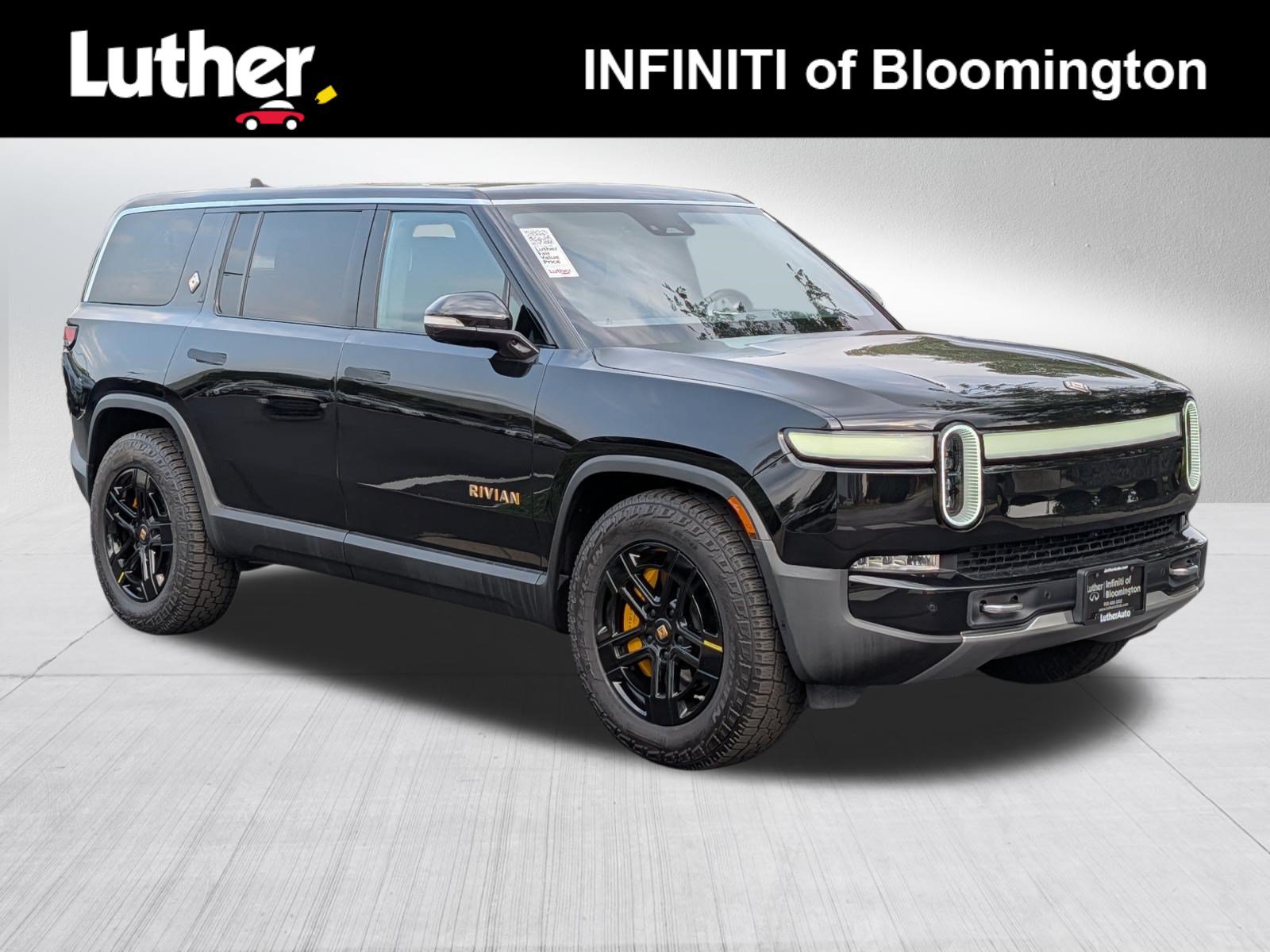 Used 2023 Rivian R1S Adventure Quad AWD/4WD image 1