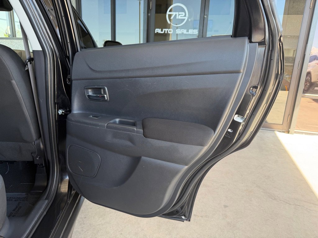 Used 2024 Mitsubishi Outlander Sport ES AWD/4WD image 32