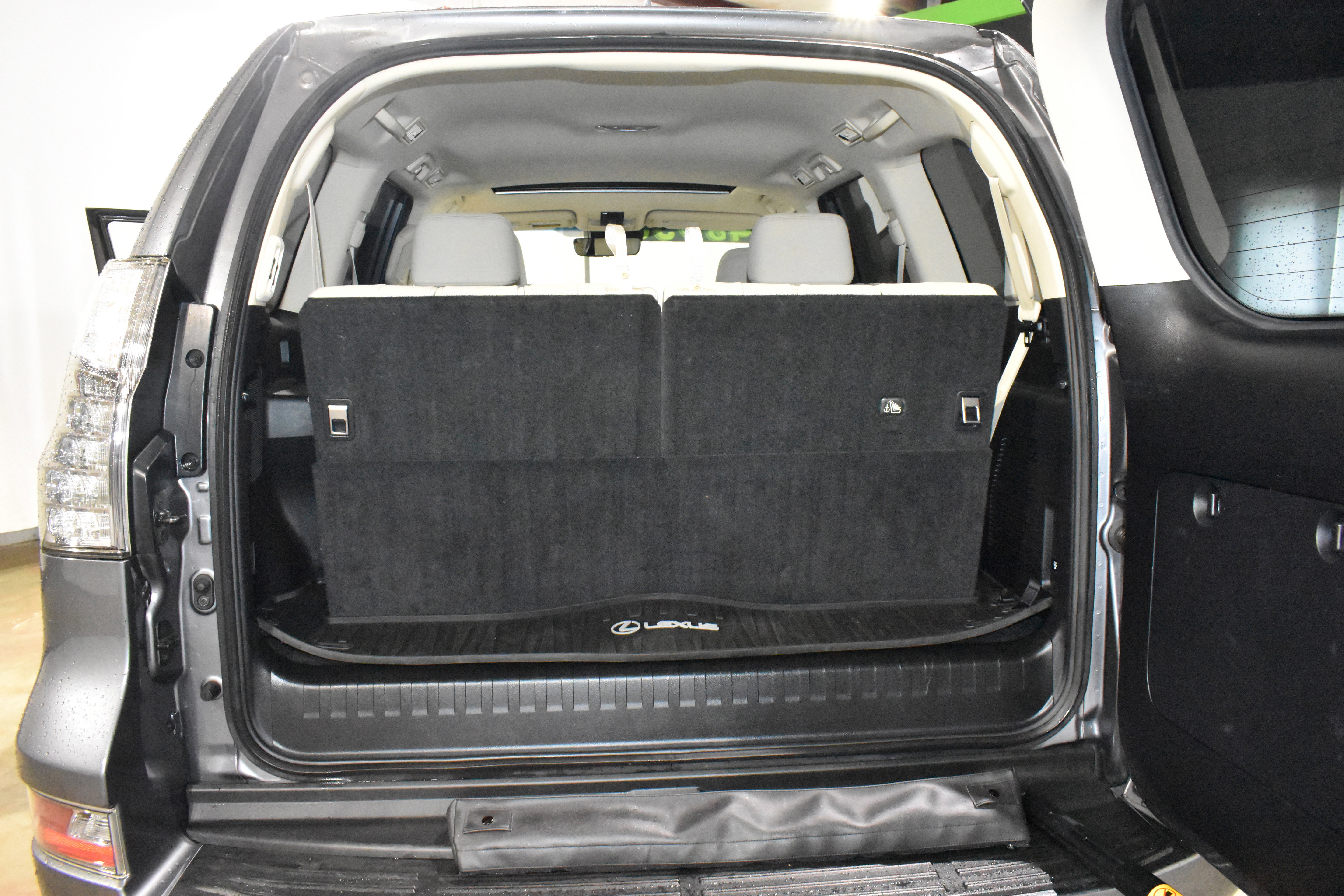 Used 2022 Lexus GX 460 Premium image 38