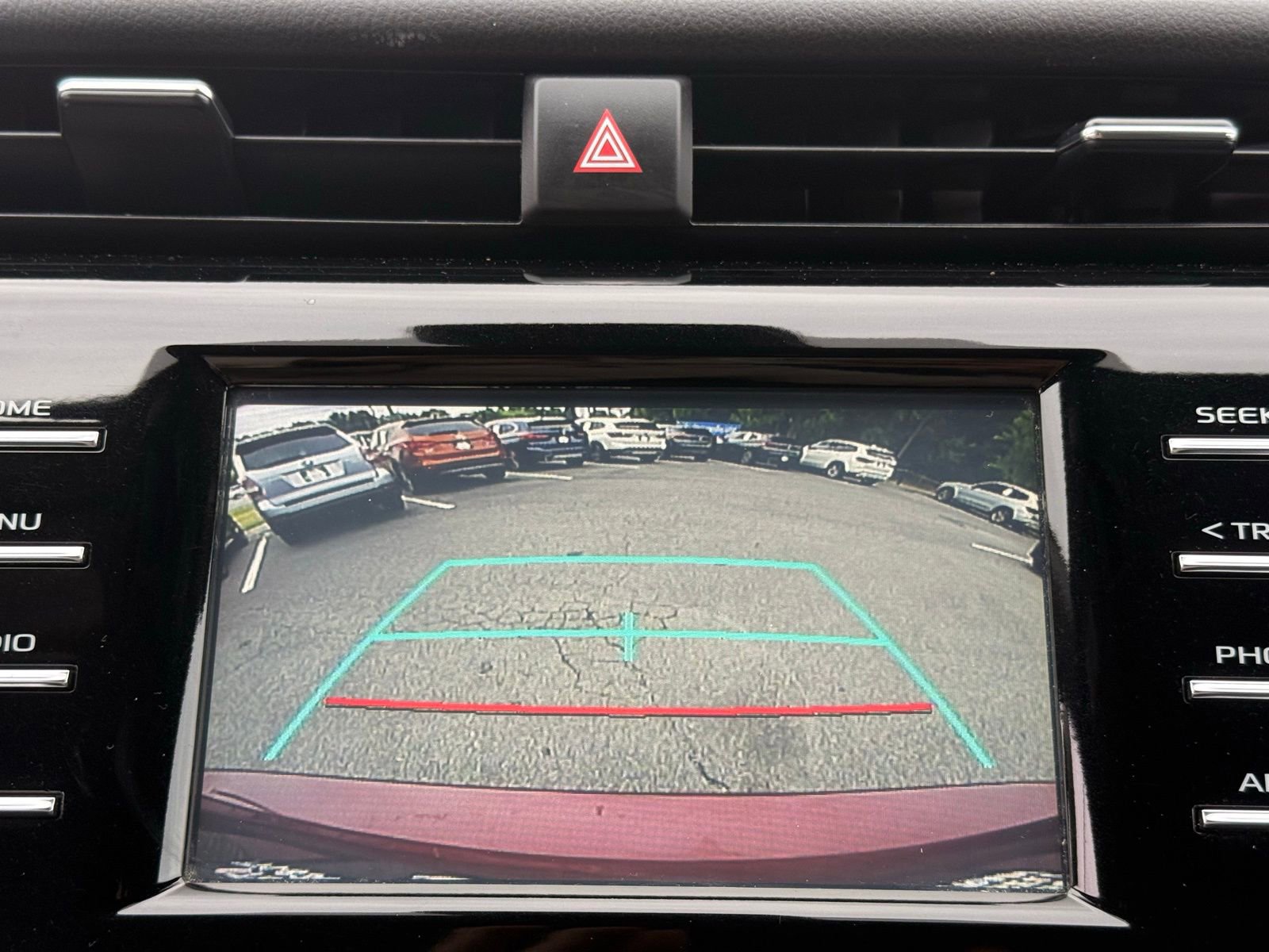Used 2020 Toyota Camry LE FWD image 22