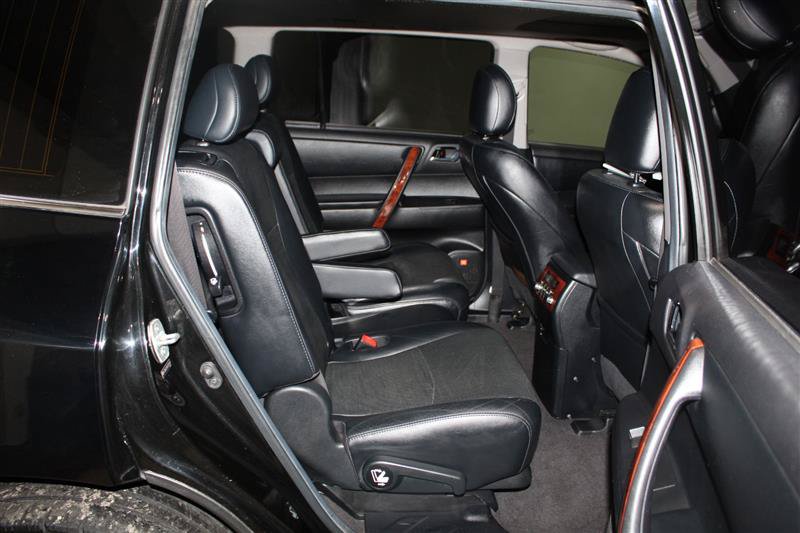 Used 2012 Toyota Highlander Limited w/ Tow Pkg AWD/4WD image 29