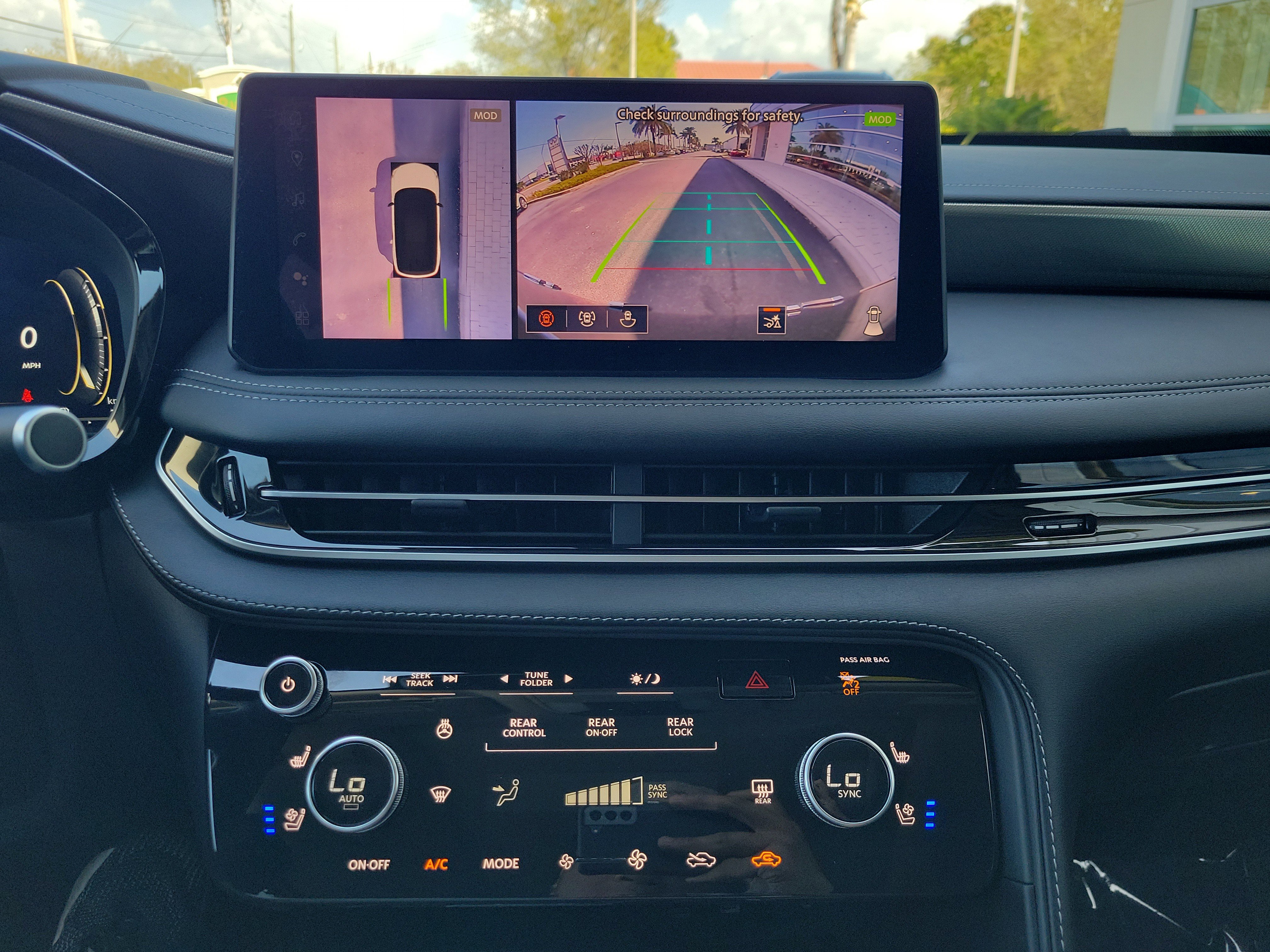 Certified 2026 INFINITI QX60 Luxe w/ Cargo Package image 22