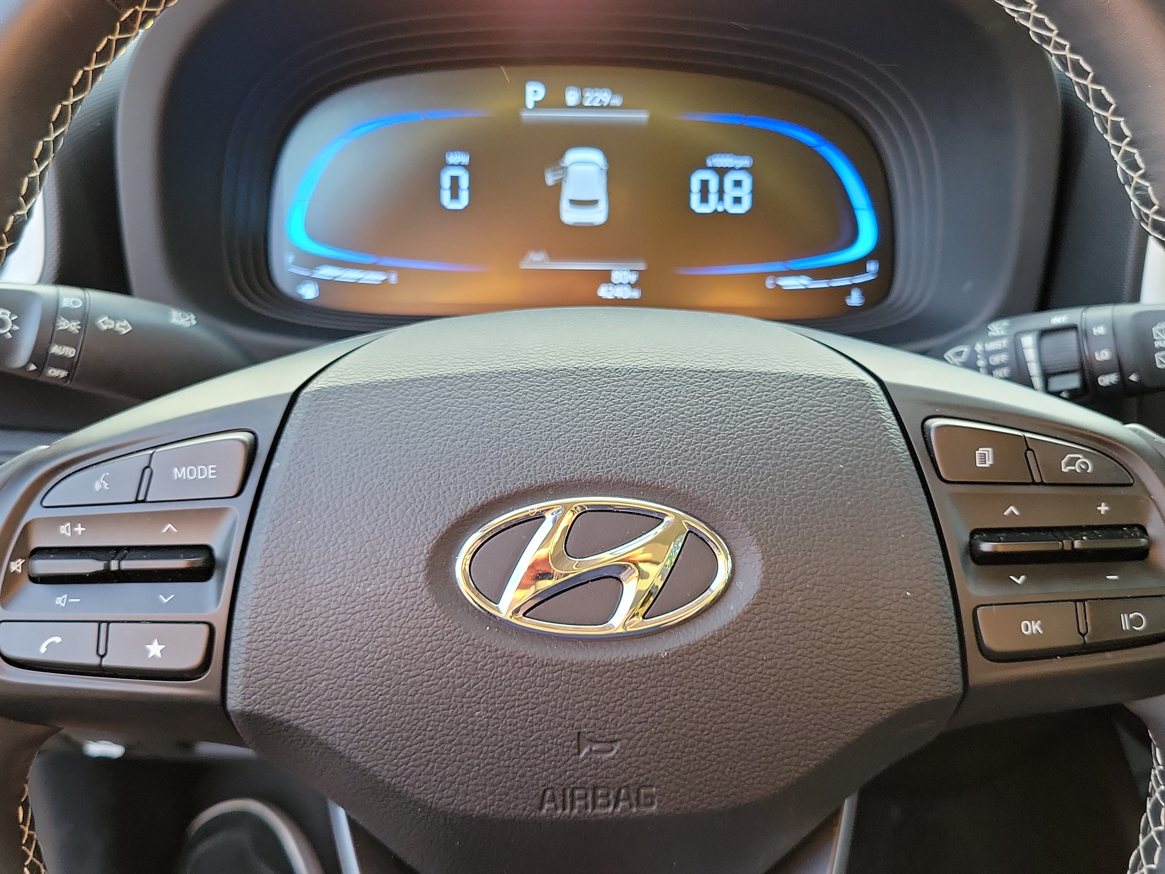 Certified 2026 Hyundai Venue SEL FWD image 11