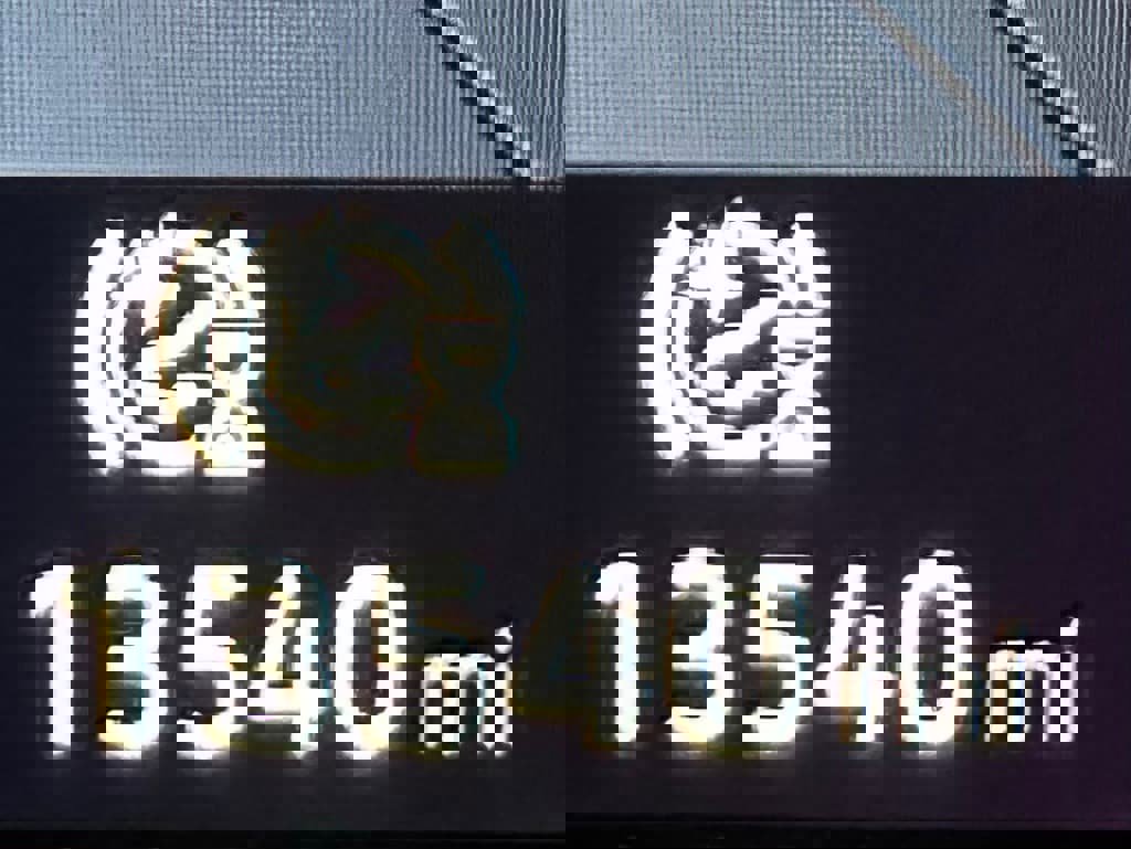 Used 2025 Volkswagen Atlas Cross Sport SE image 25