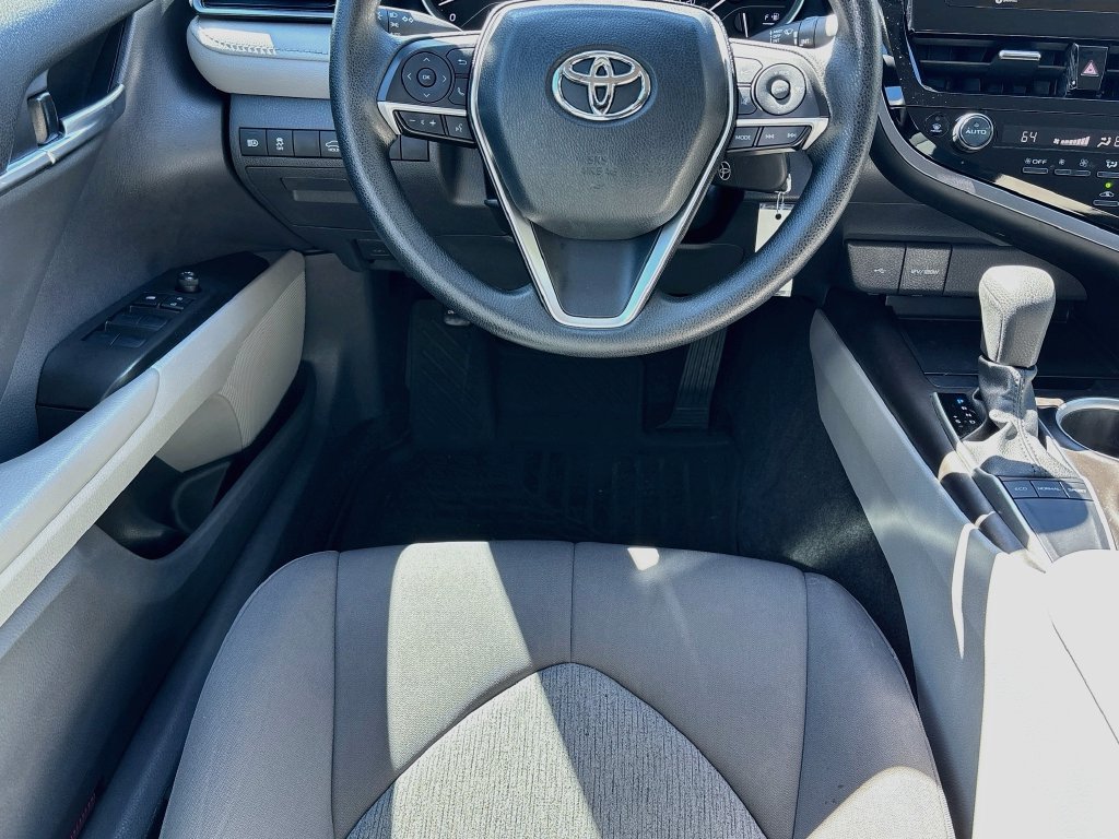 Used 2024 Toyota Camry LE FWD image 21