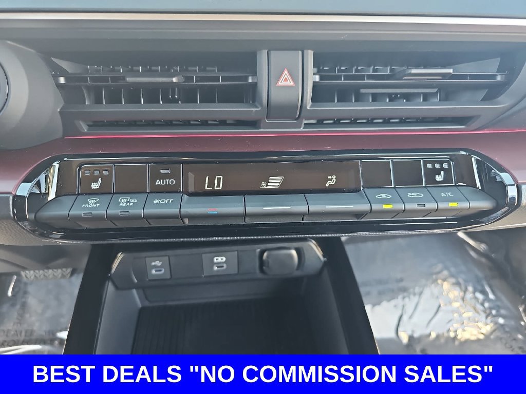 Used 2026 Toyota Prius Plug-In Hybrid FWD image 20