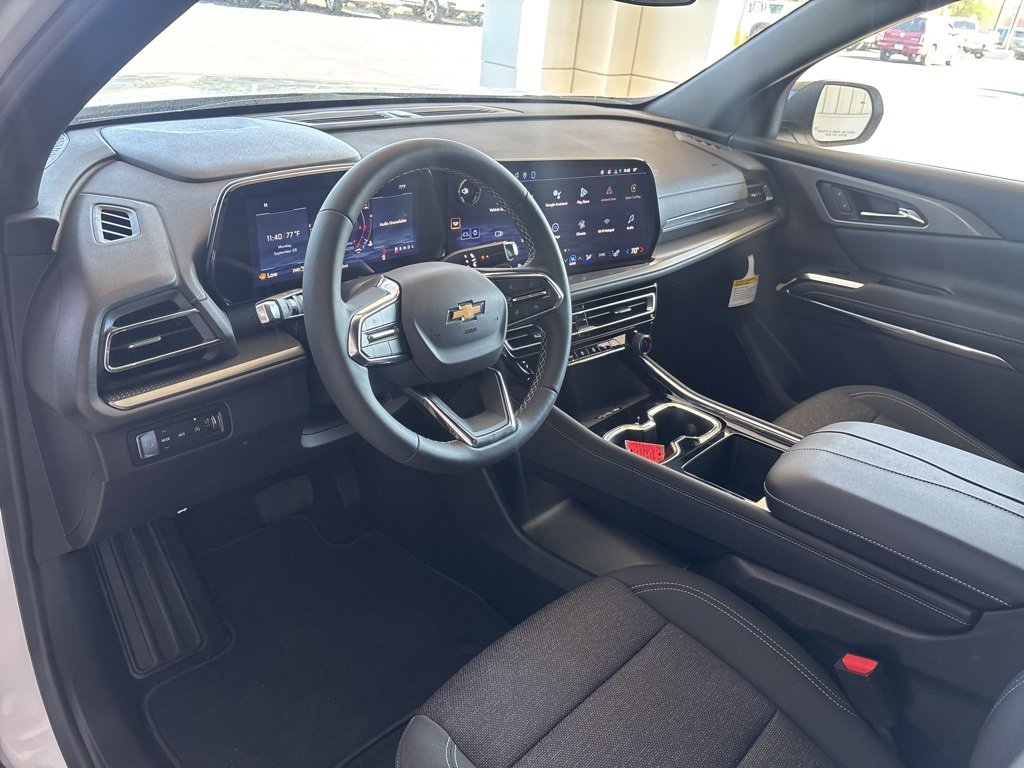 New 2026 Chevrolet Traverse LT image 9