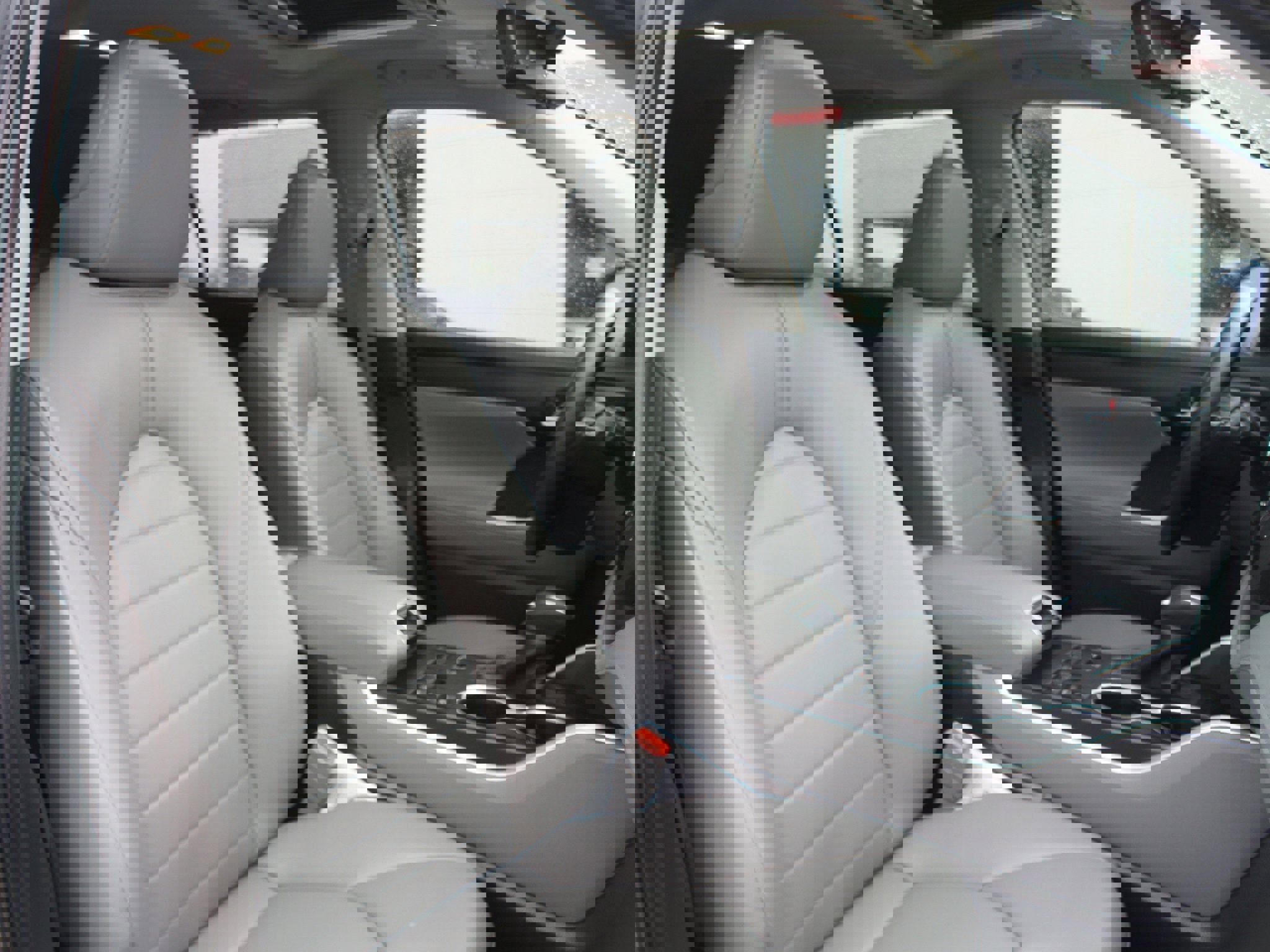 Used 2024 Toyota Highlander XLE image 24