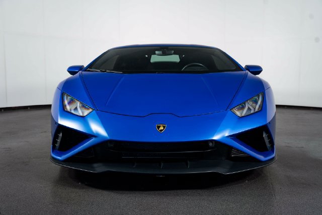 Used 2022 Lamborghini Huracan EVO RWD image 3