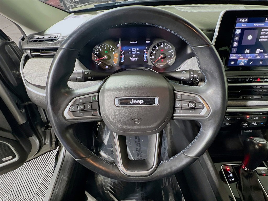 Used 2022 Jeep Compass Latitude w/ Sun and Sound Group image 11