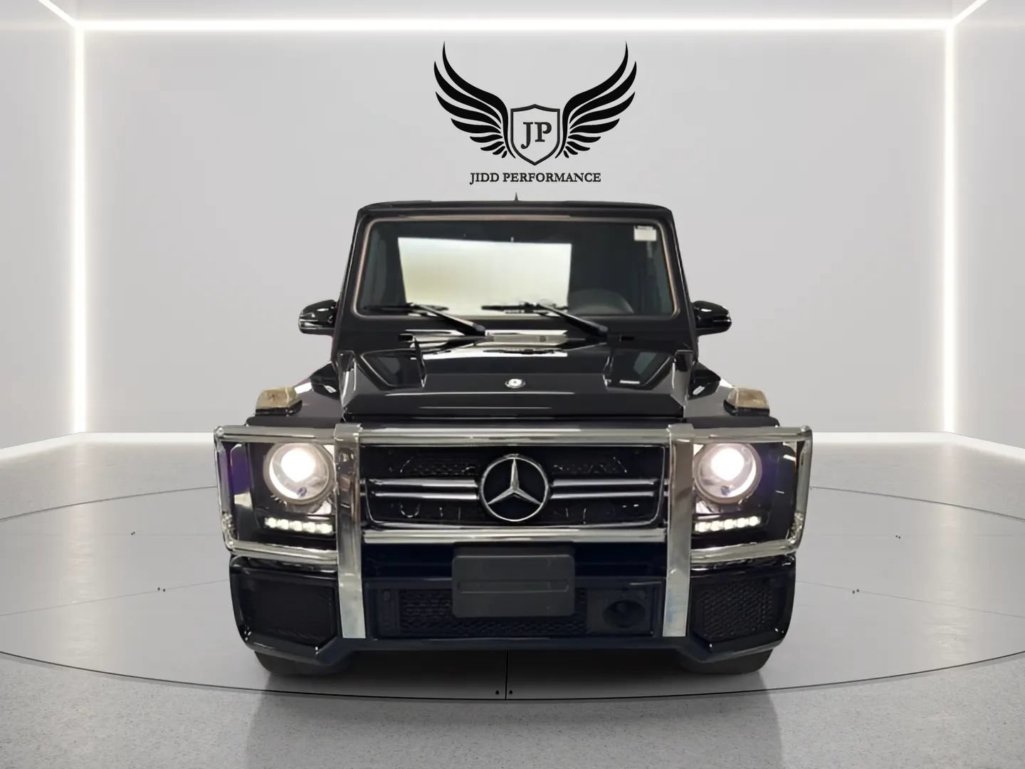 Used 2014 Mercedes-Benz G 63 AMG 4MATIC image 2