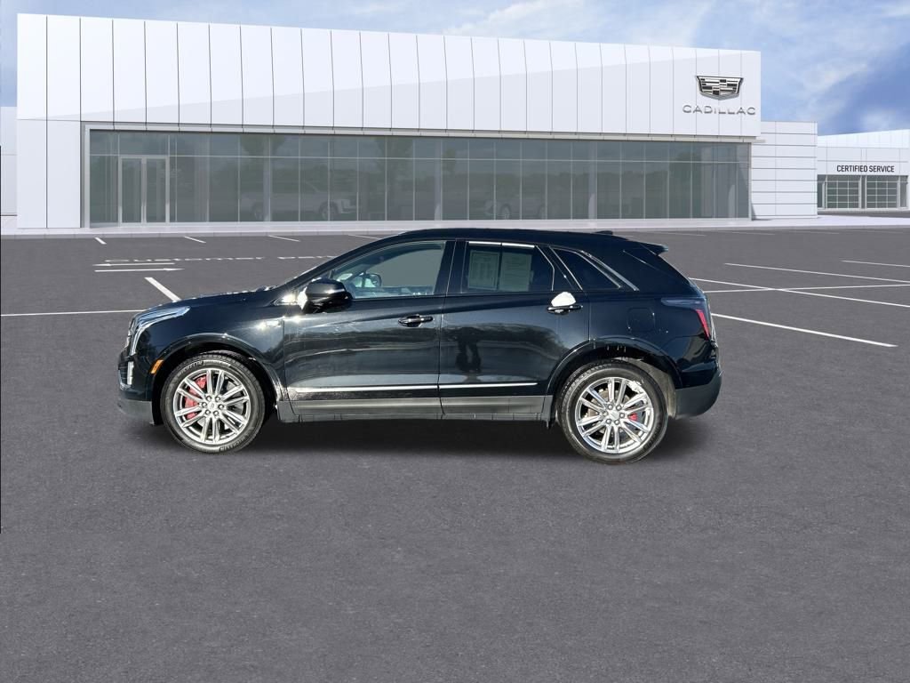 Used 2022 Cadillac XT5 Sportv image 2