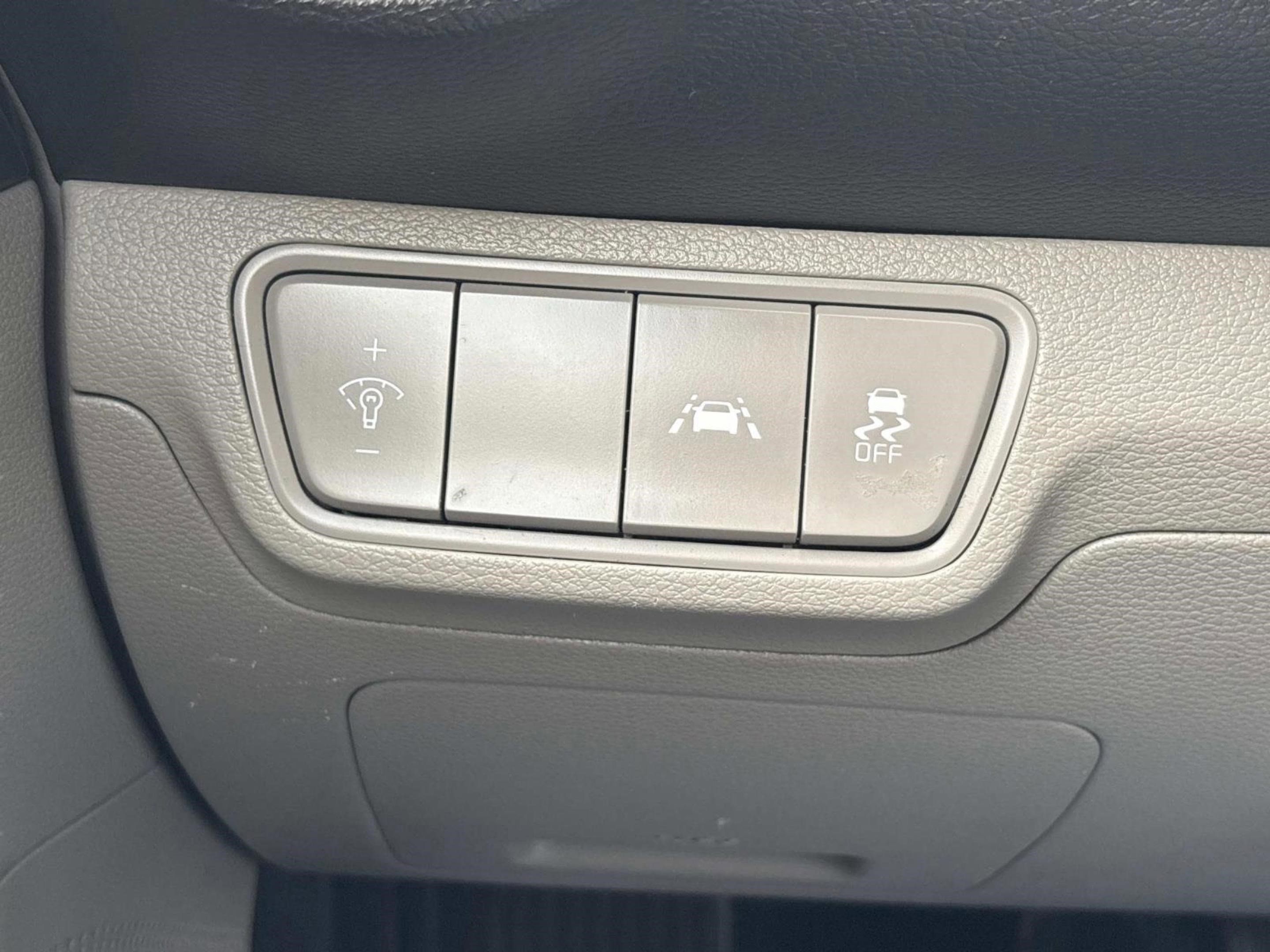 Used 2019 Kia Forte LXS image 35