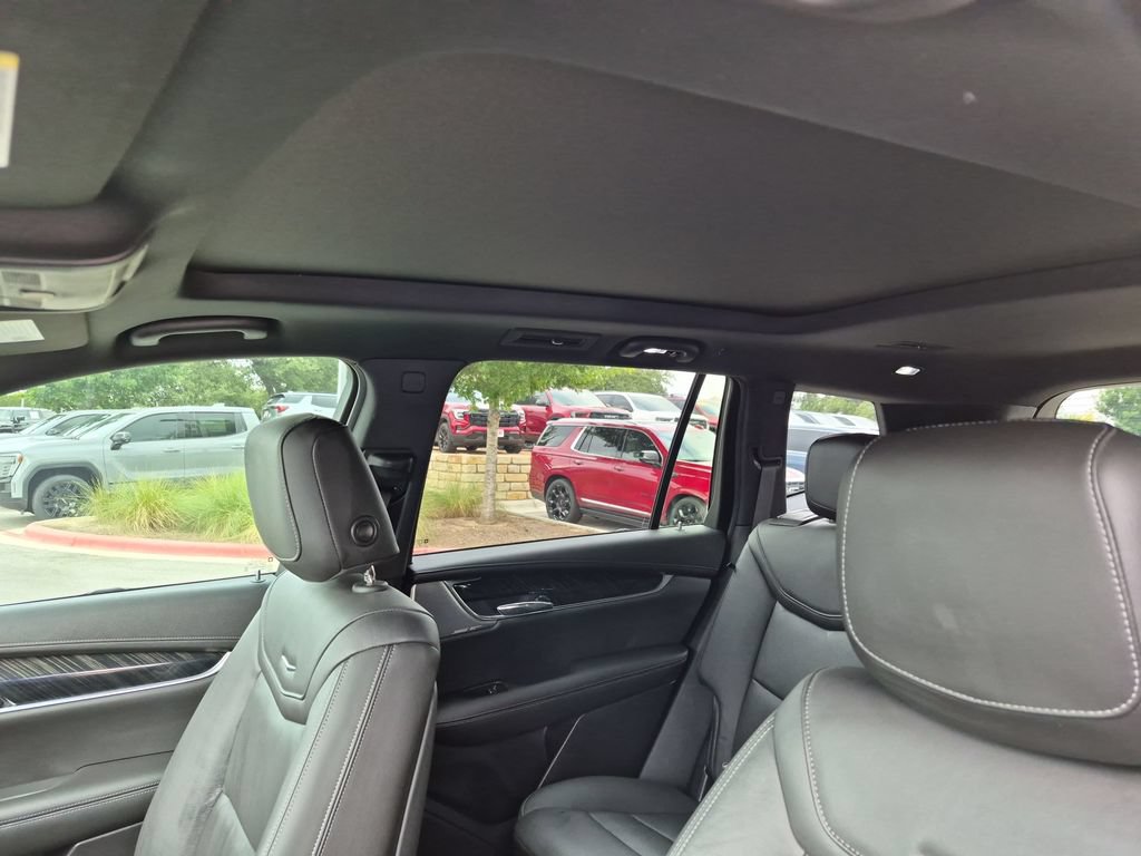 Used 2020 Cadillac XT6 Premium Luxury FWD image 31