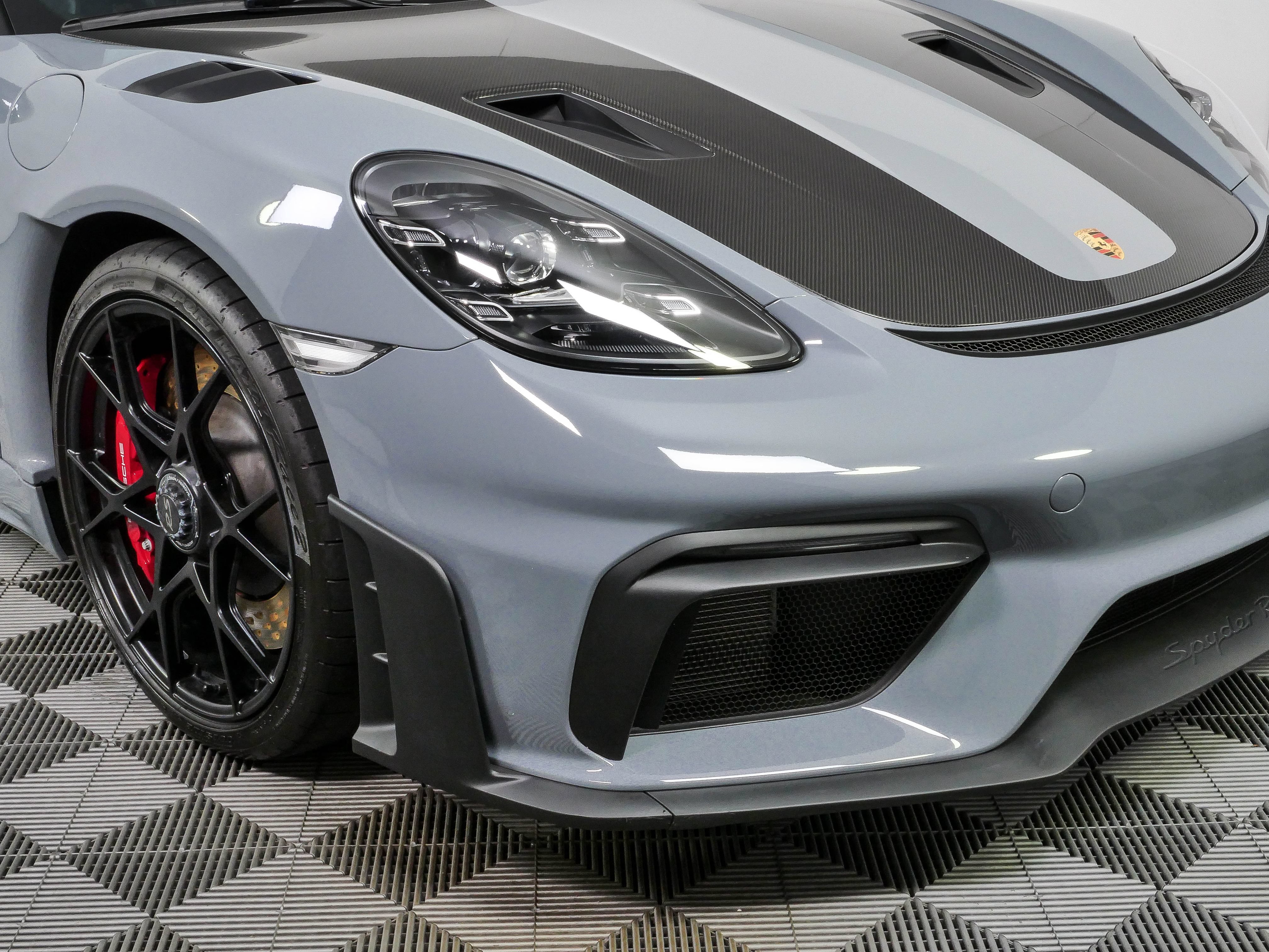 Certified 2024 Porsche 718 Boxster Spyder RS w/ Weissach Package RWD image 36