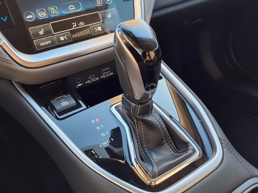 Certified 2025 Subaru Outback Premium image 11