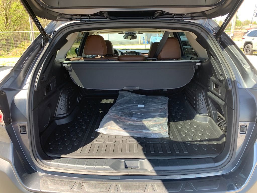 Used 2024 Subaru Outback Touring w/ Popular Package #2 AWD/4WD image 18