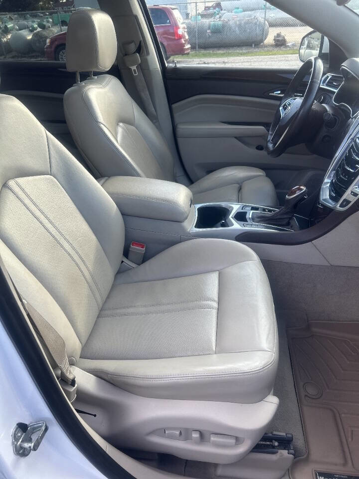 Used 2014 Cadillac SRX Luxury w/ Driver Awareness Package image 15