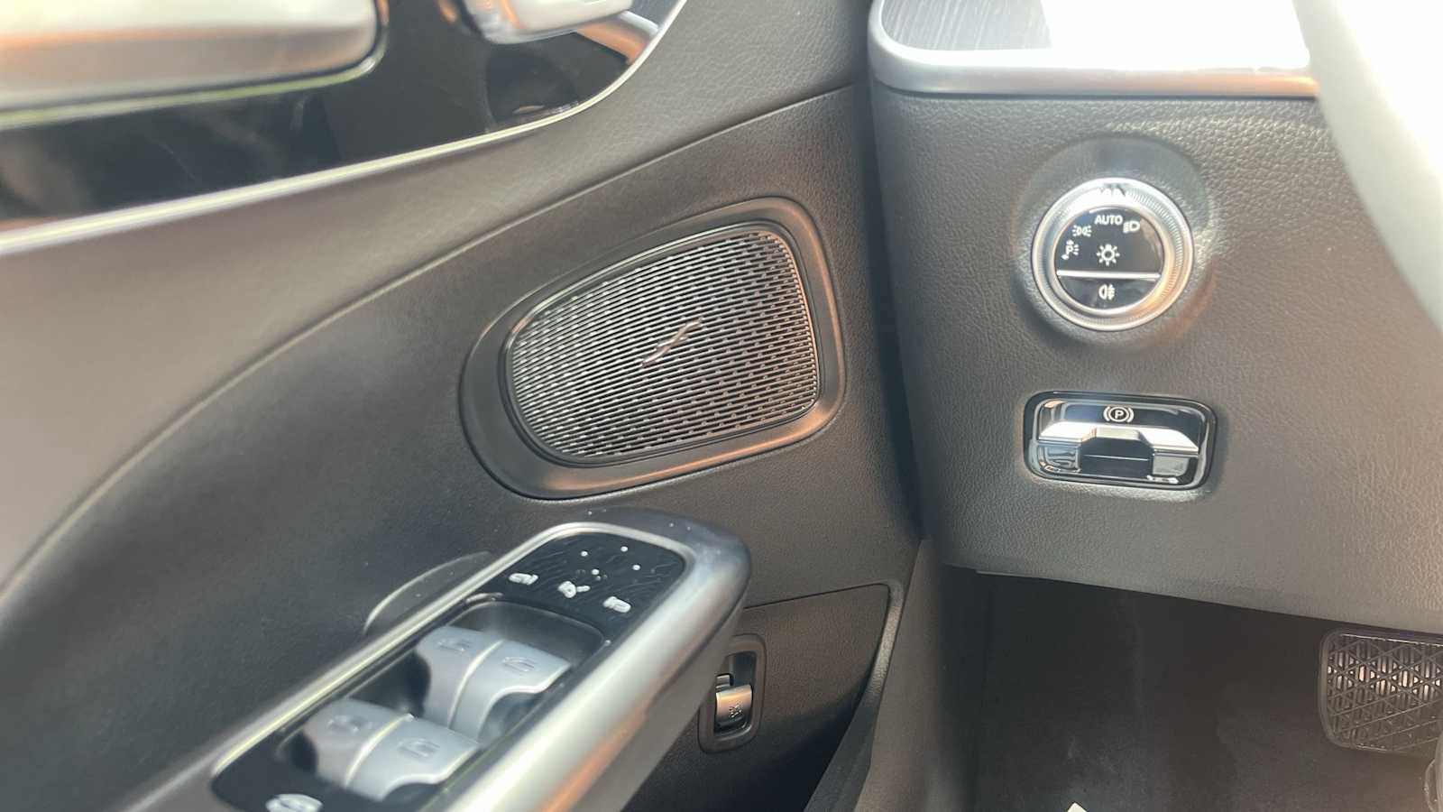 New 2026 Mercedes-Benz C 300 4MATIC Sedan image 27
