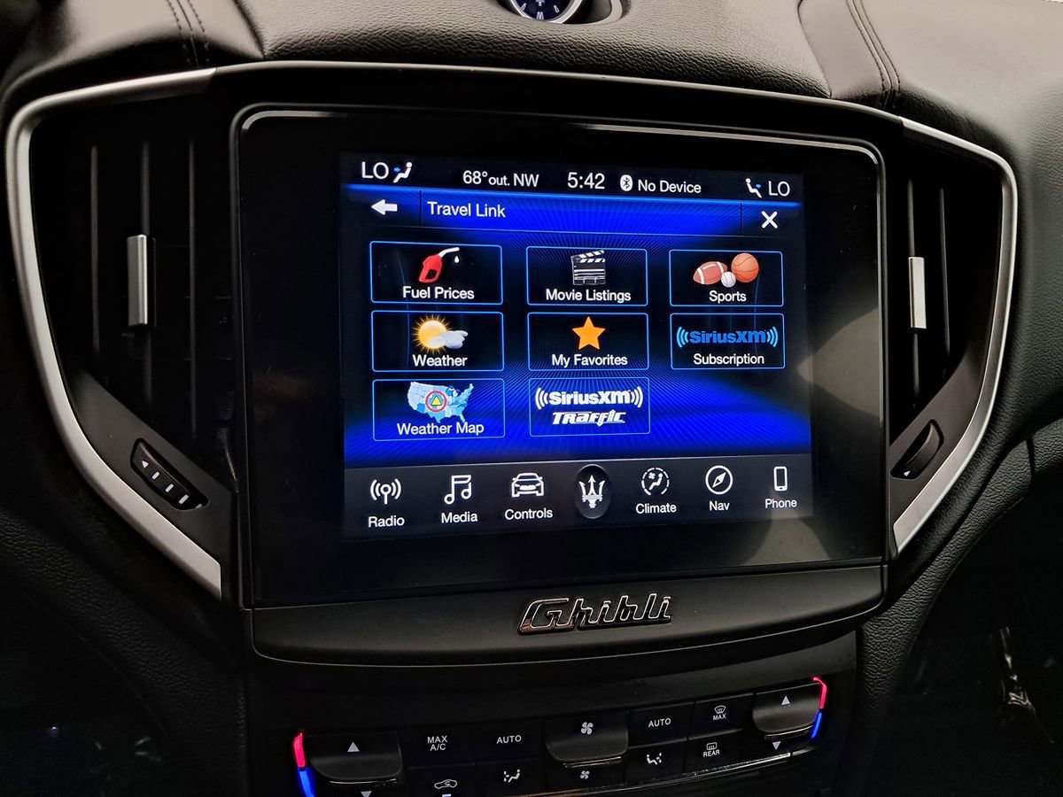 Used 2019 Maserati Ghibli S Q4 AWD/4WD image 16