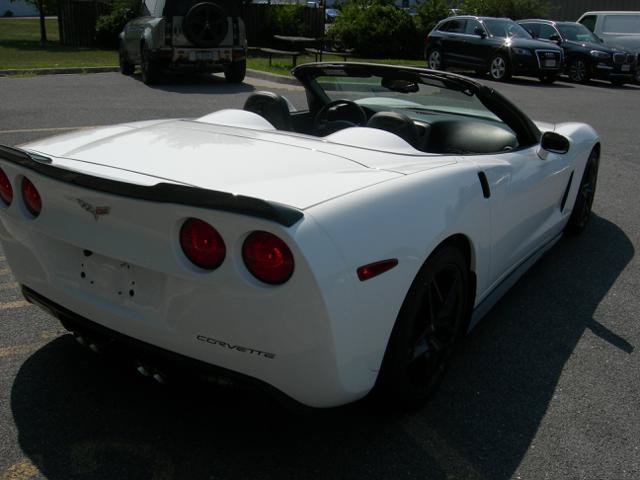 Used 2006 Chevrolet Corvette Convertible w/ Preferred Equipment Group RWD image 10