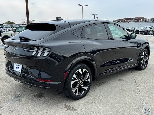 Used 2021 Ford Mustang Mach-E Premium image 8