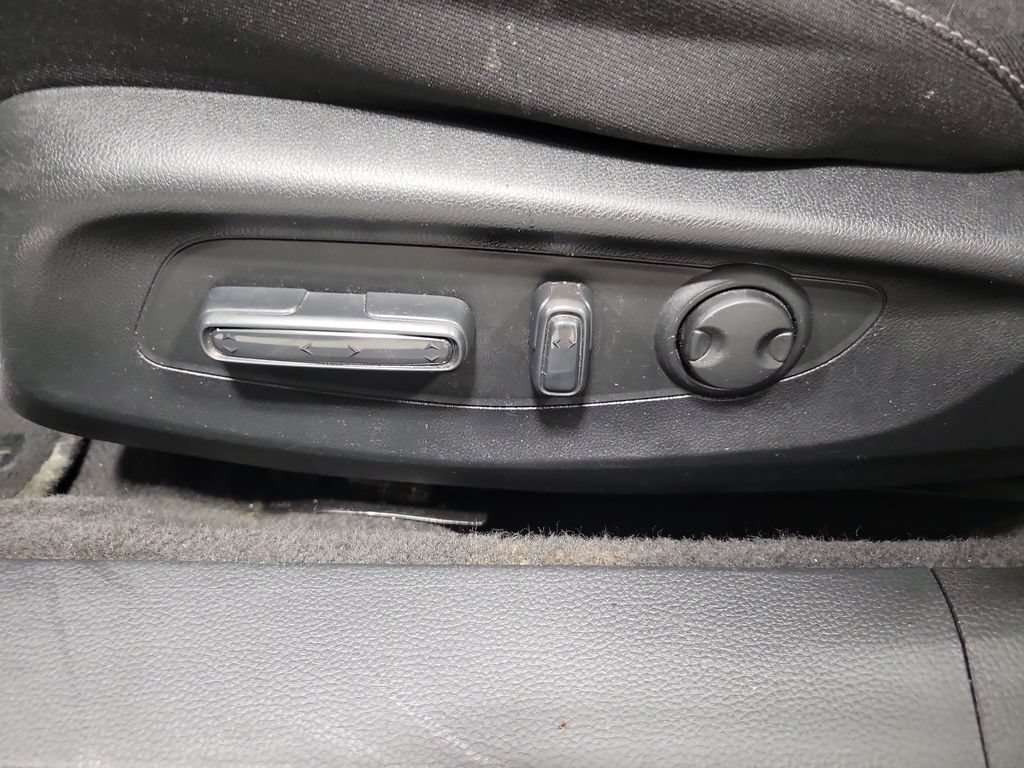 Used 2024 Honda Accord EX image 29