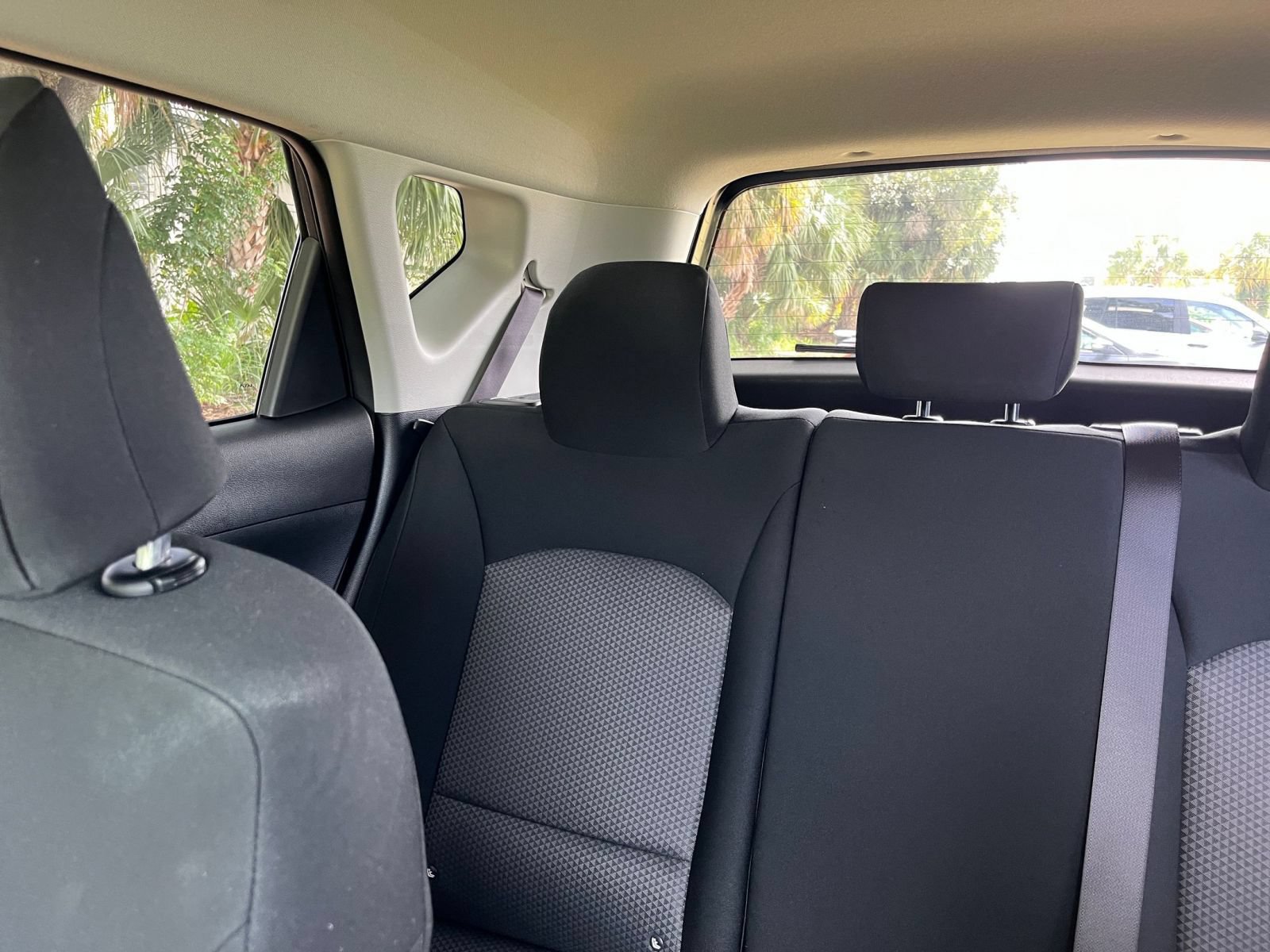 Used 2025 Kia Soul LX w/ LX Technology Package FWD image 36