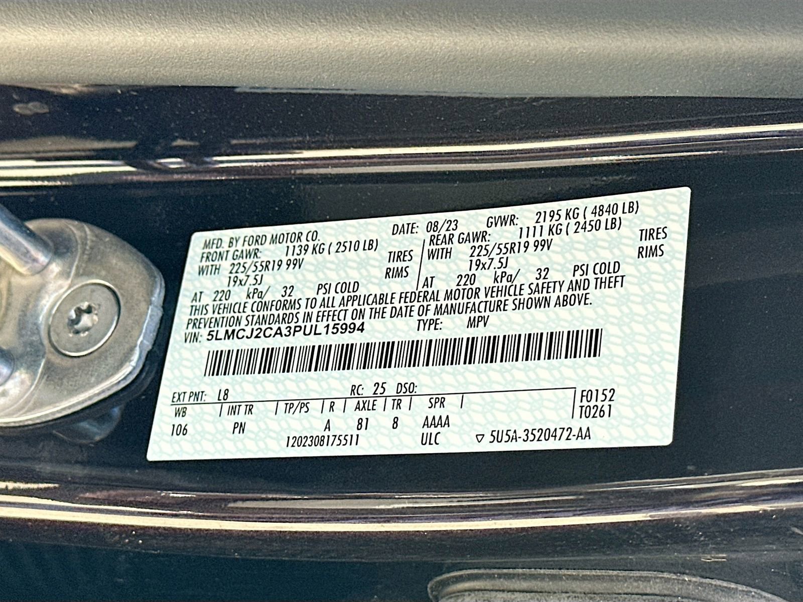 Used 2023 Lincoln Corsair Reserve w/ Equipment Group 201A image 32