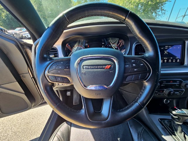 Used 2020 Dodge Charger SXT w/ Blacktop Package RWD image 25