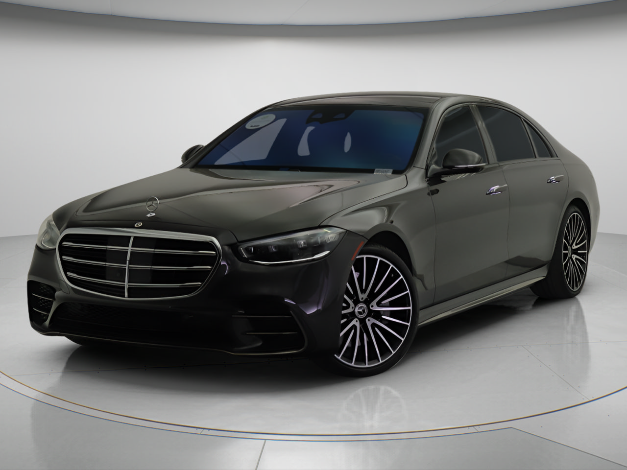 Certified 2023 Mercedes-Benz S 580 4MATIC Sedan image 3