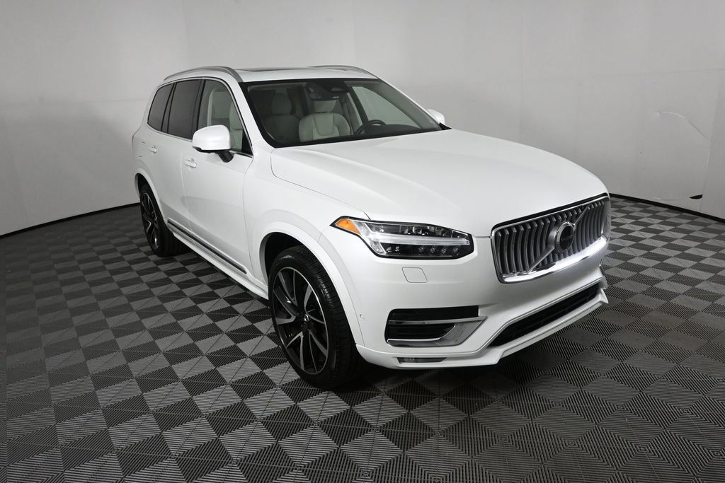 Used 2025 Volvo XC90 B5 Plus w/ Protection Package Premier AWD/4WD image 22