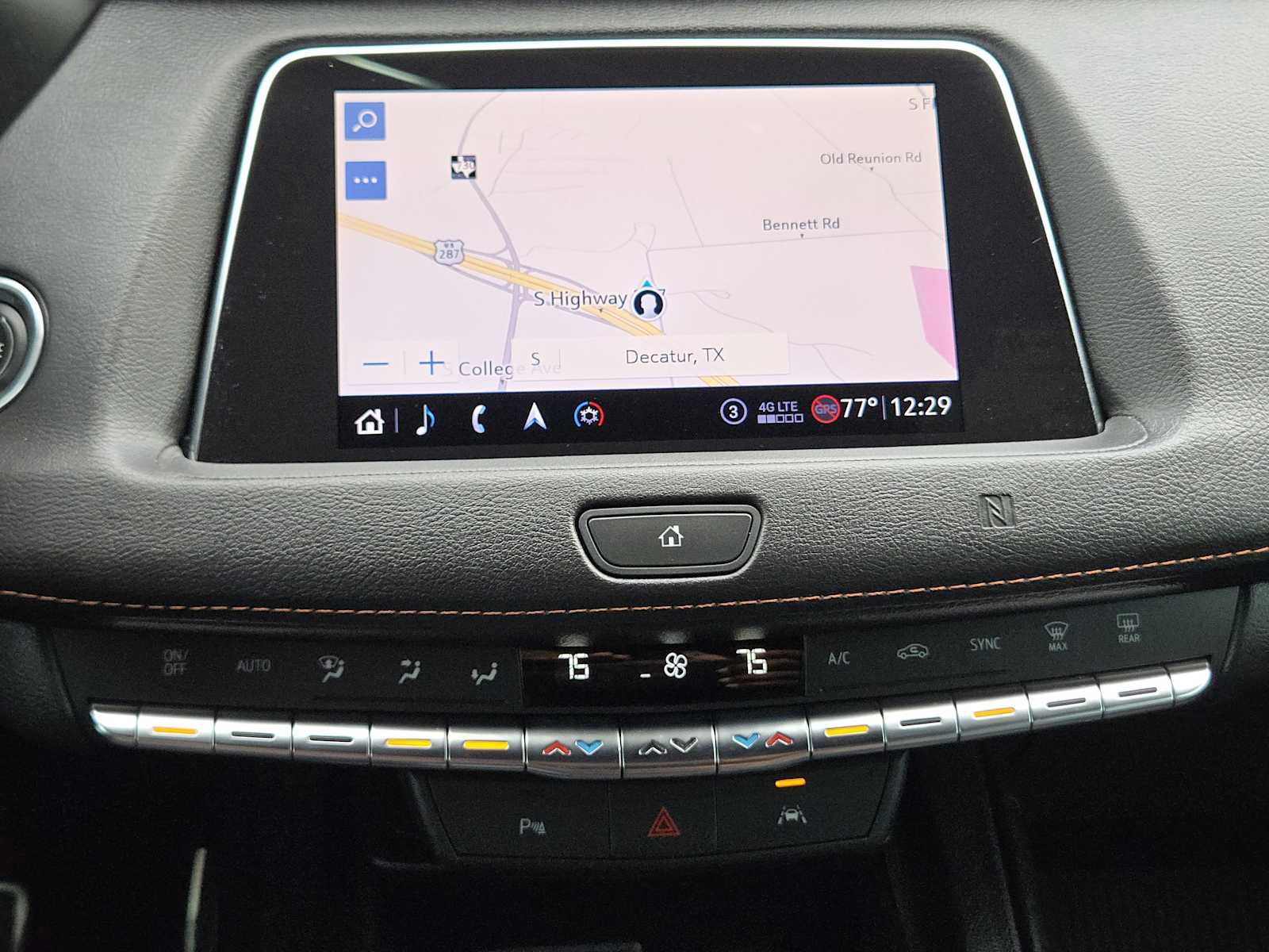 Used 2020 Cadillac XT4 Sport w/ Driver Awareness Package AWD/4WD image 18
