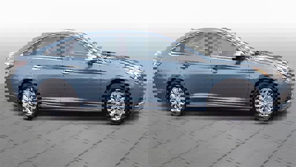 Used 2016 Hyundai Sonata SE image 9