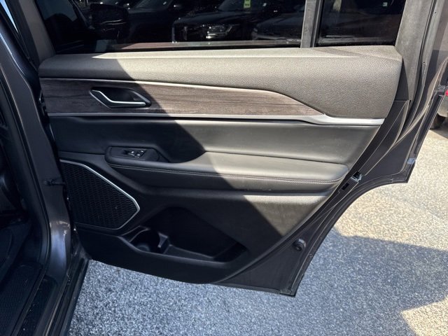 Used 2022 Jeep Grand Cherokee L Limited image 26