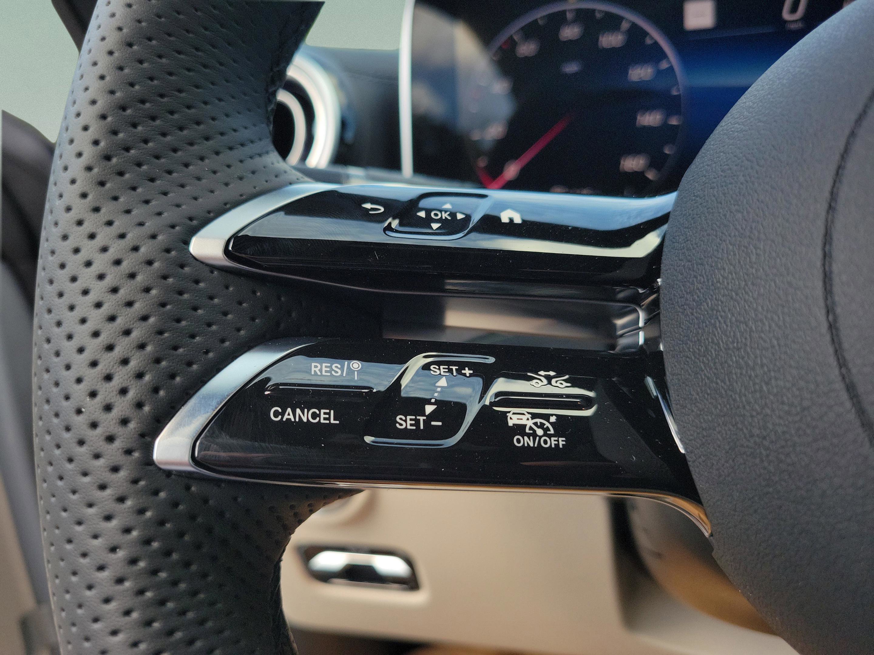 New 2026 Mercedes-Benz CLE 450 4MATIC Coupe image 27