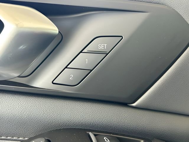 New 2026 BMW X5 xDrive40i w/ Premium Package AWD/4WD image 13