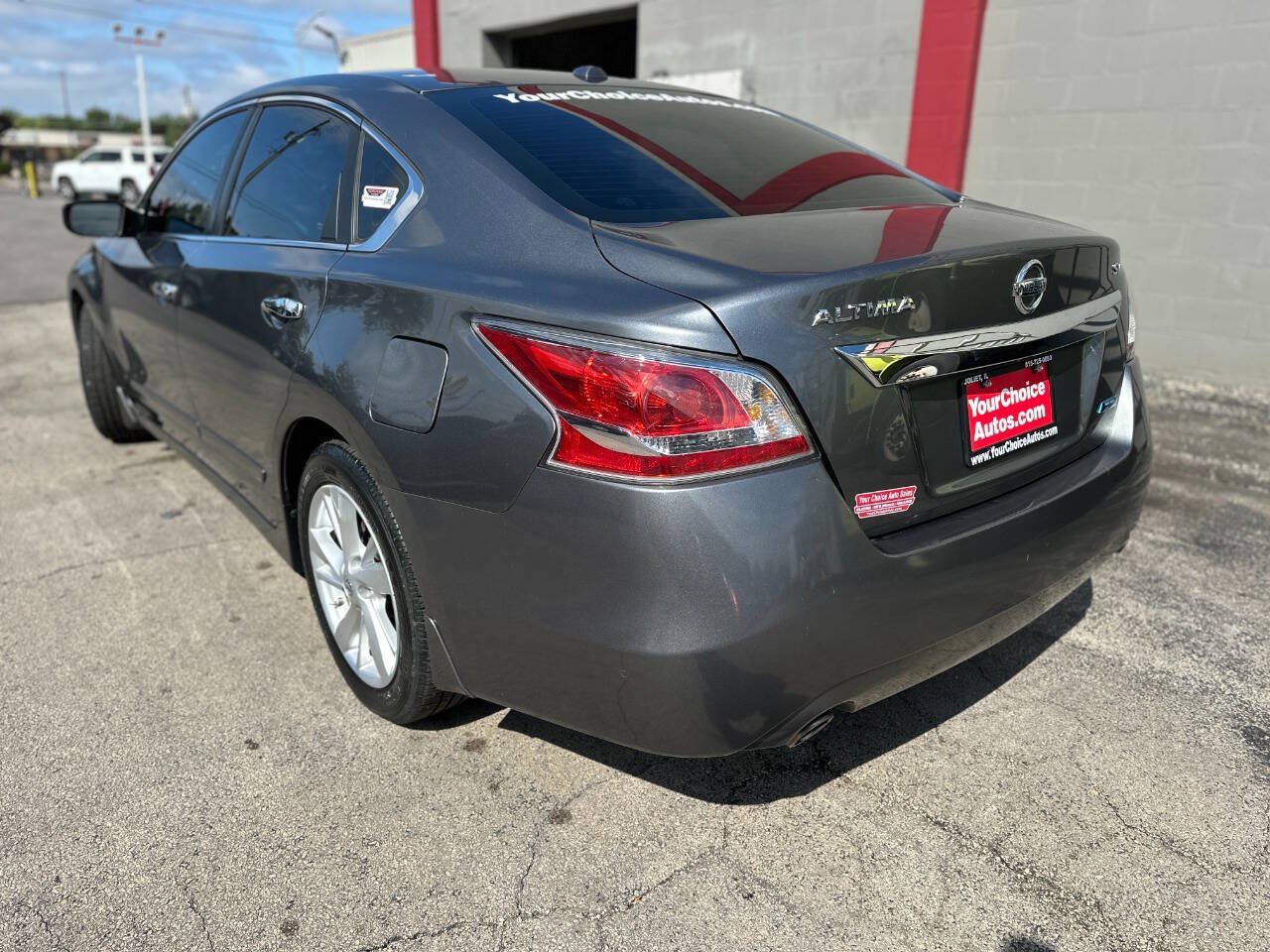 Used 2014 Nissan Altima 2.5 SV FWD image 3