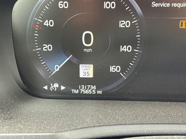 Used 2018 Volvo XC90 T5 Momentum w/ Convenience Package AWD/4WD image 19
