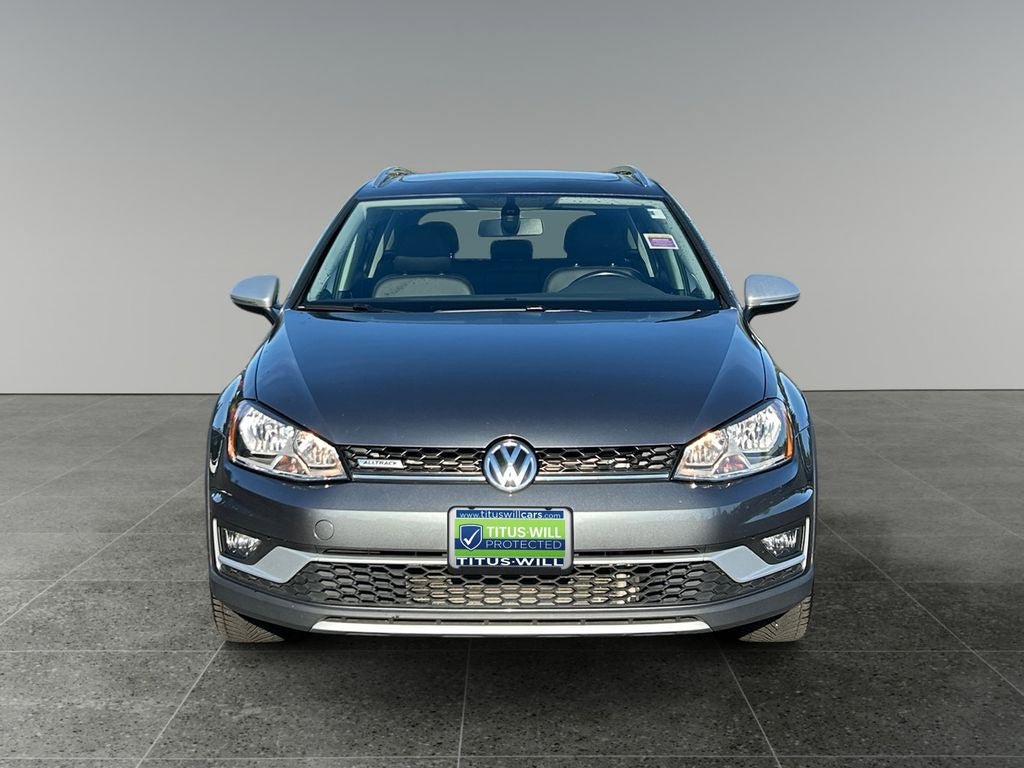 Used 2017 Volkswagen Golf Alltrack SE AWD/4WD image 2